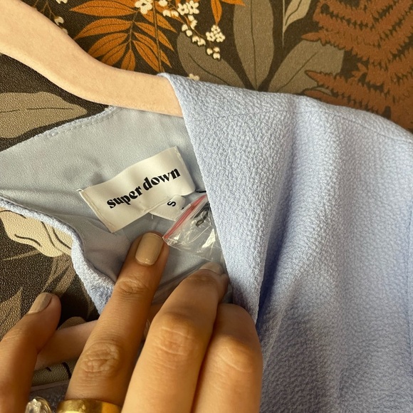 NWT Superdown Cheyenne Open Back Dress size small - Picture 7 of 8